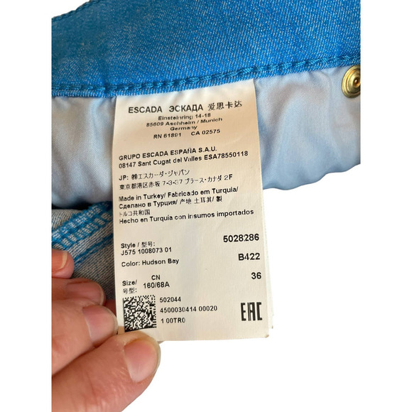 ESCADA COLBALT BLUE DENIM JEANS - Picture 6 of 7